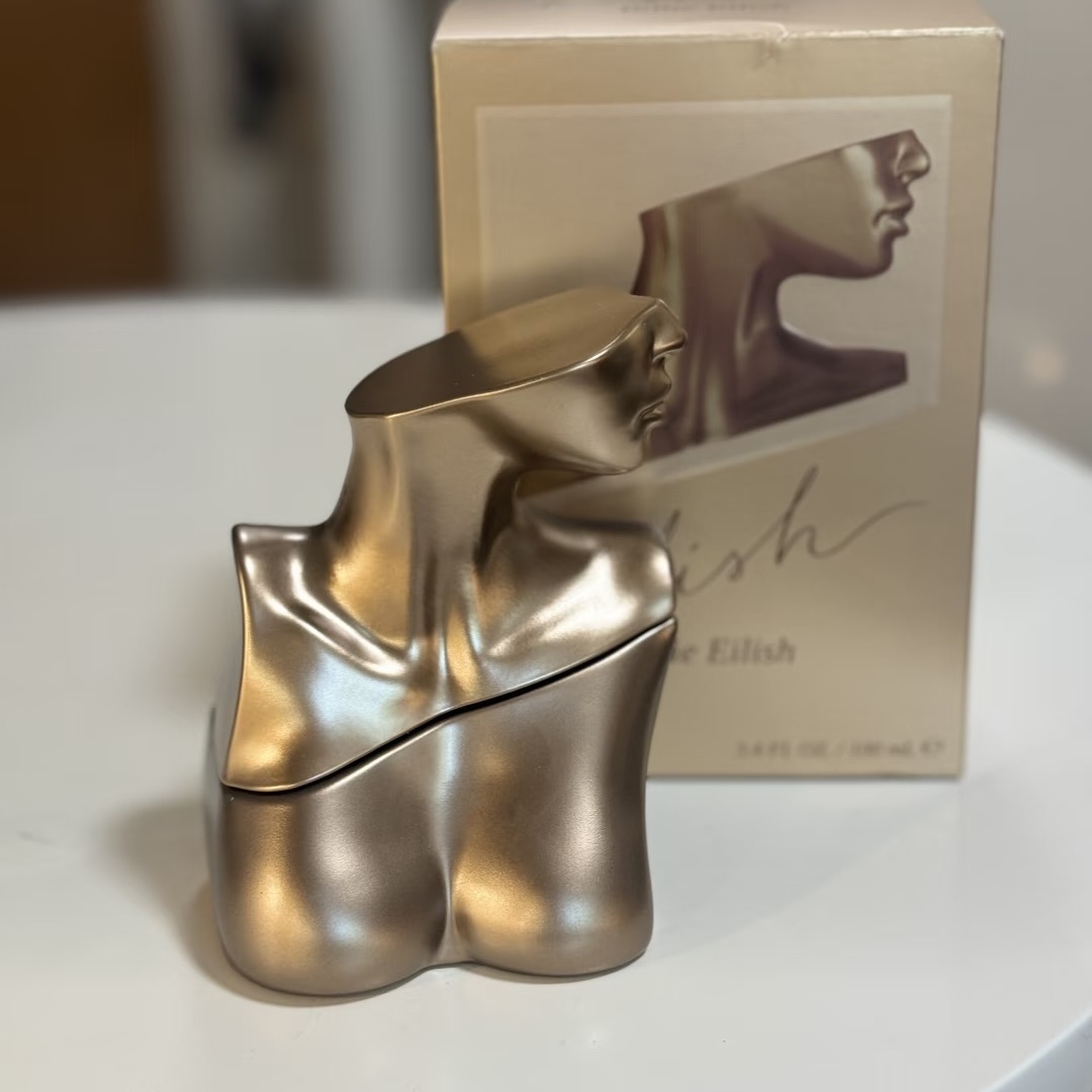 Home Fragrance Vanilla Musk - น้ำหอมบิลลี่ ไอลิช โอ เดอ พาร์ฟูม สเปรย์