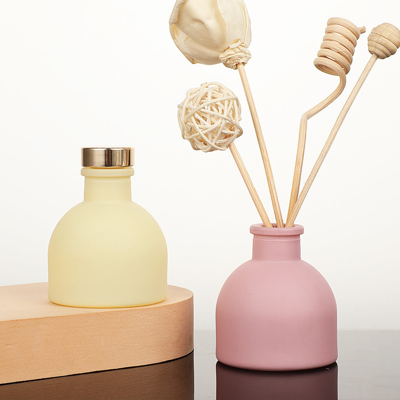 Home Fragrance Reeds - 1 PC 50ml สีชมพู/สีขาว/สีเหลือง/สีดําน้ํามันหอมระเหย Diffuser ขวด