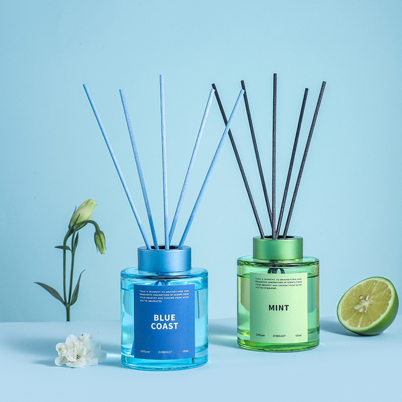 ชุดน้ำหอมกระจายกลิ่นแบบก้านไม้ - Home Fragrance Reeds บทวิจารณ์และราคา